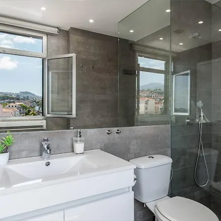 Super - Silver Apartman *