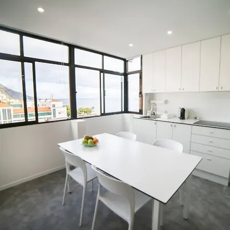 Super - Silver Funchal (Madeira)