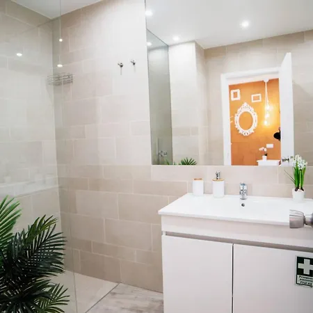 Super *